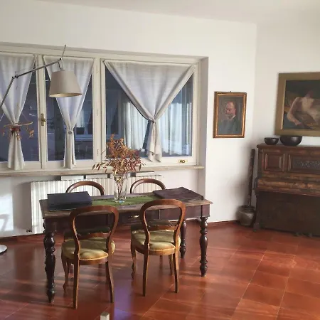 Casabella Villa *